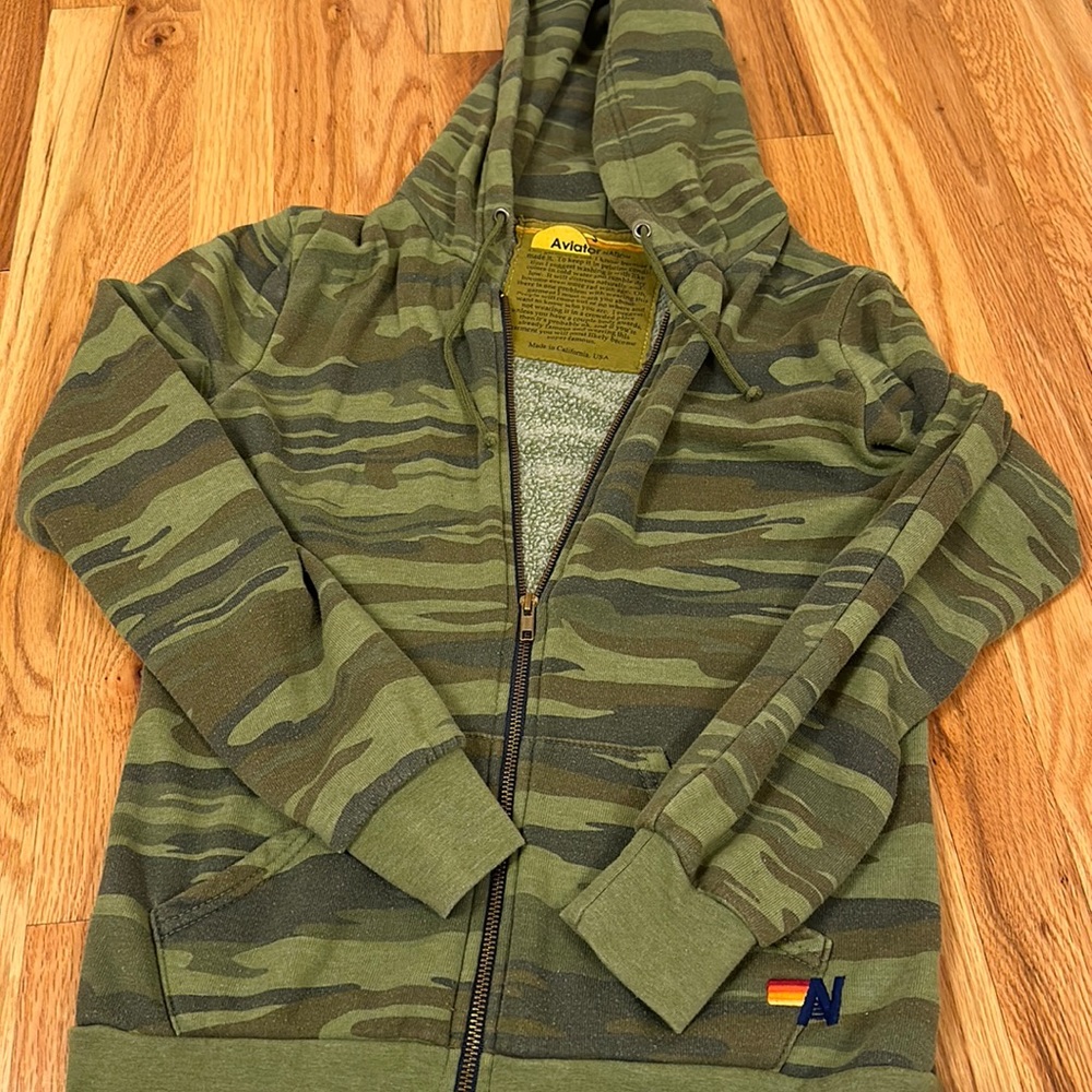size small aviator nation zip up